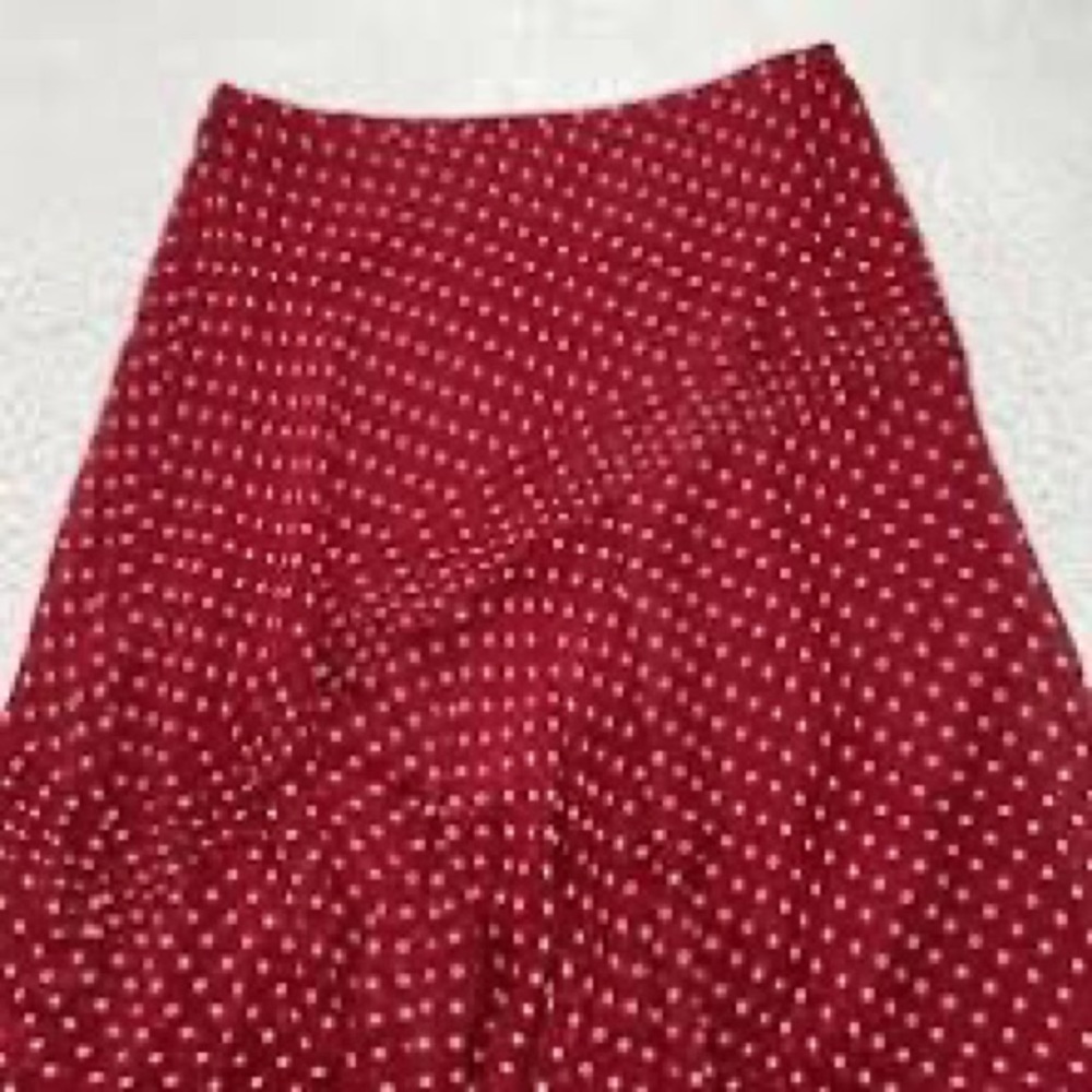 Great condition vintage Adrianna Papell top and skirt set